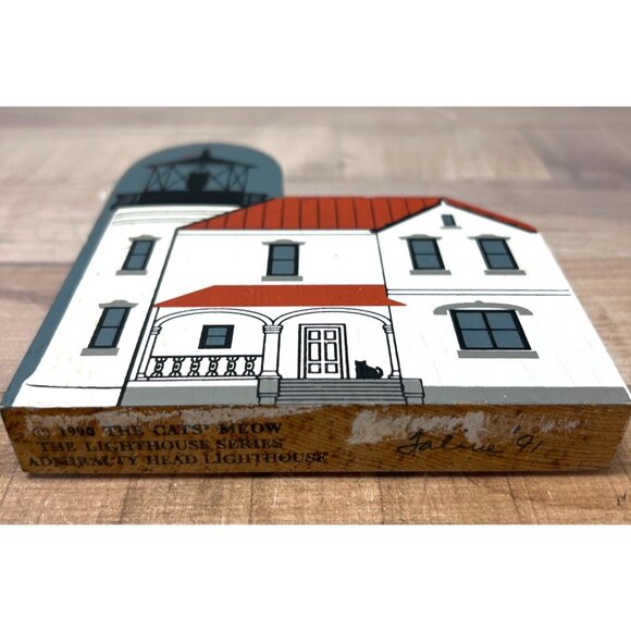 Vintage Cats Meow Lighthouse Series Architectural Wooden Decor Piece - Picture 4 of 4